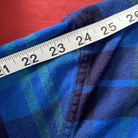 Amazon Essential Plaid Button Down Shirt - Picture 9 of 10